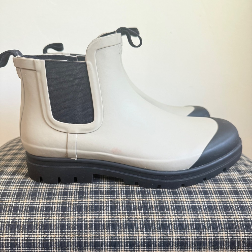 Everlane The Rain Boot Bone Black Contrast Toe Chelsea Boot Size 11 Cream - Picture 4 of 7
